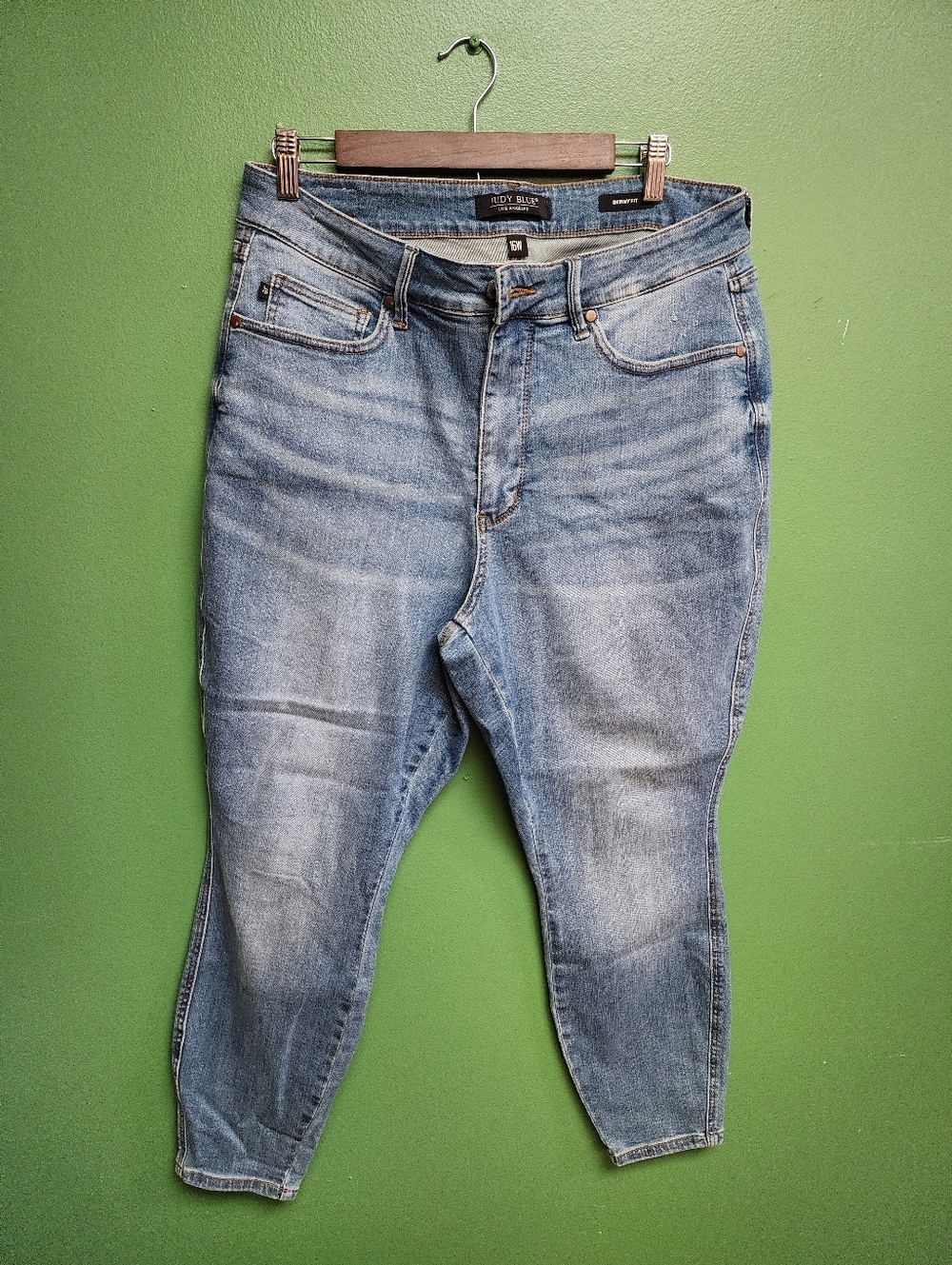 Judy Blue Skinny Fit Jeans Size 16W Light Wash High Stretch Denim Mid Rise